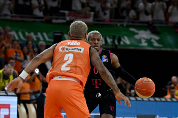 先租借后强 先租借后强